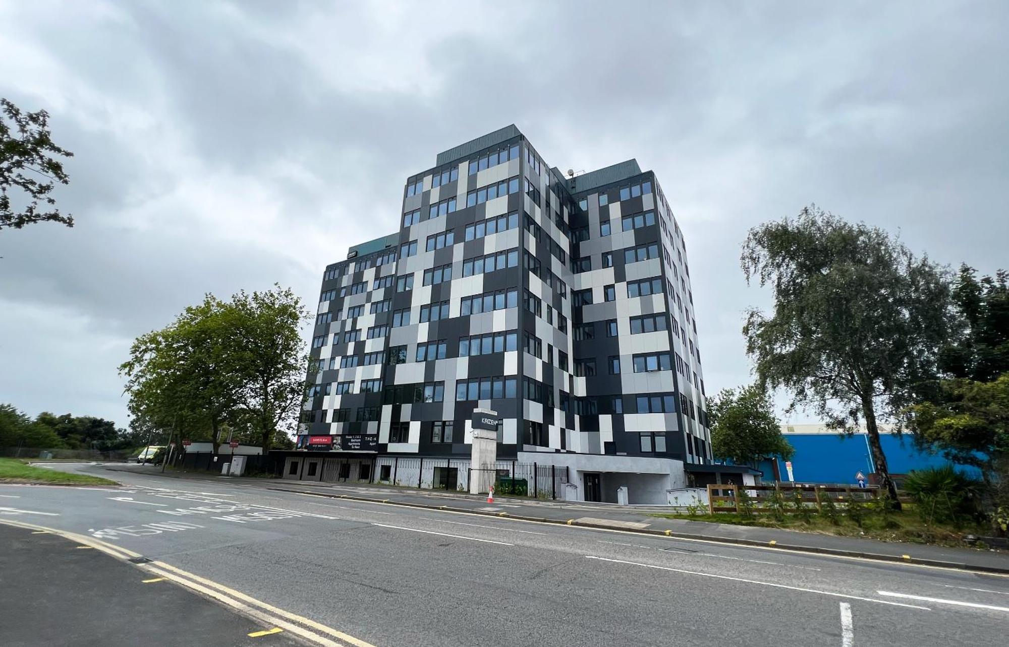 The Kaizen Apartment West Bromwich Phòng bức ảnh