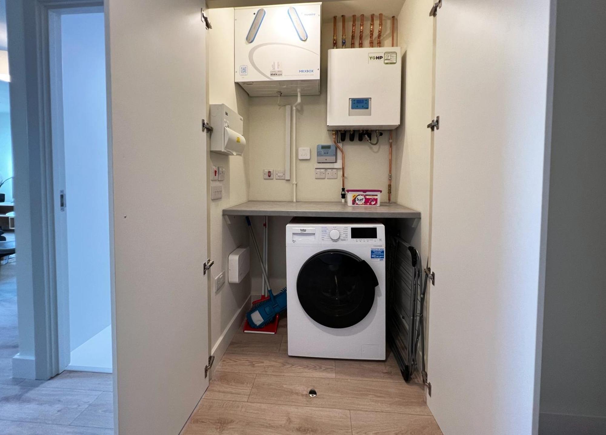 The Kaizen Apartment West Bromwich Phòng bức ảnh