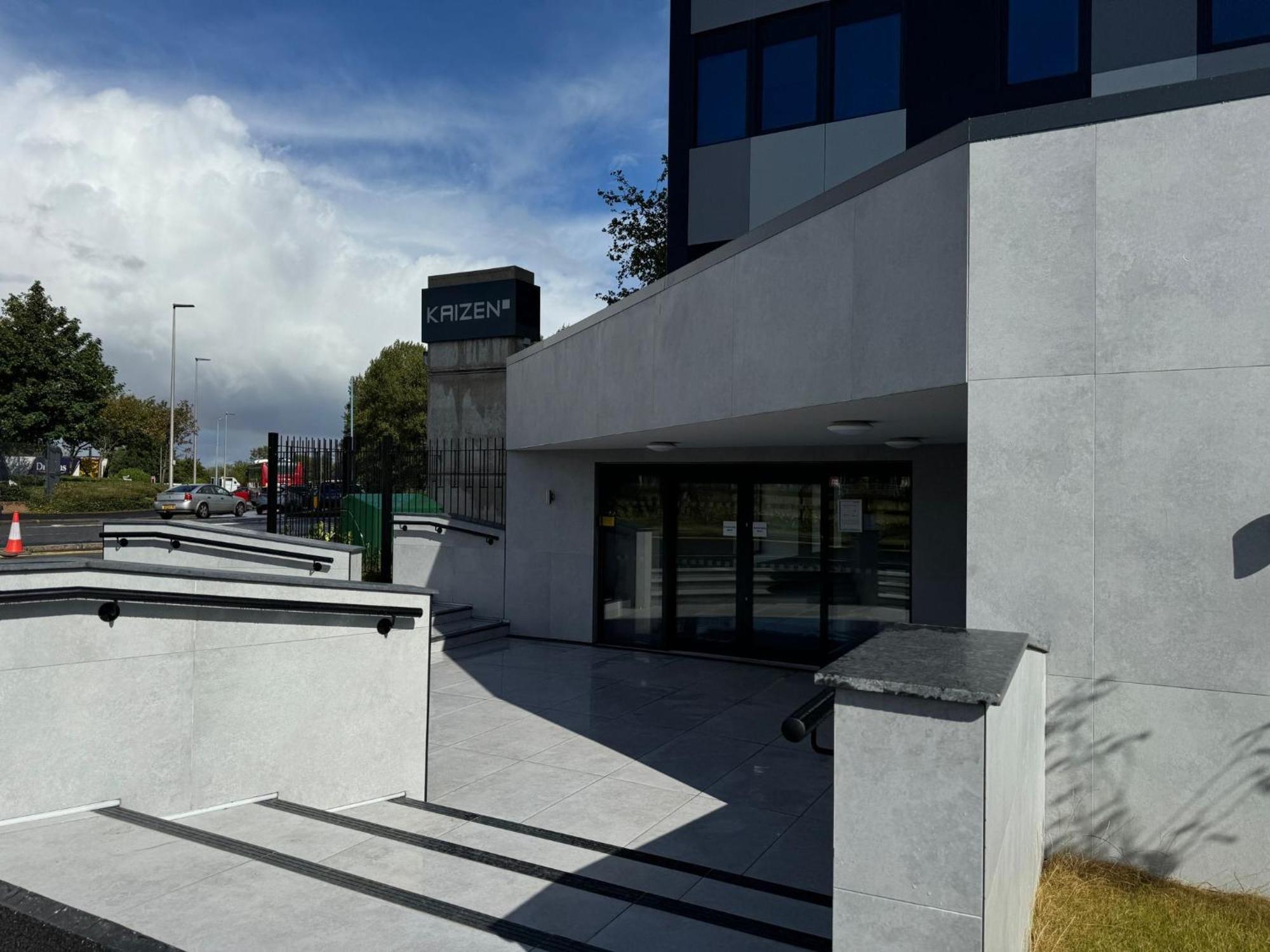 The Kaizen Apartment West Bromwich Ngoại thất bức ảnh