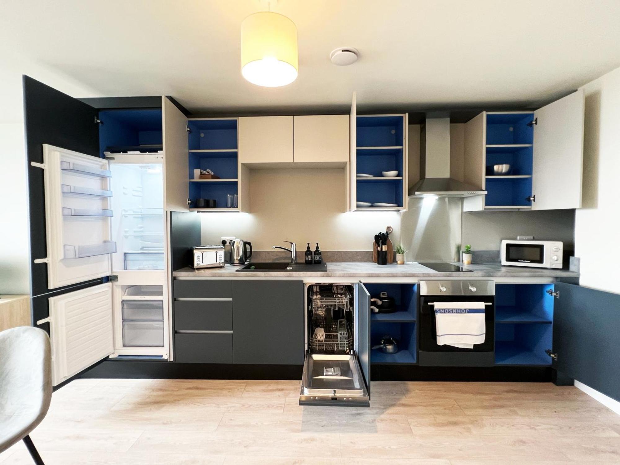 The Kaizen Apartment West Bromwich Phòng bức ảnh