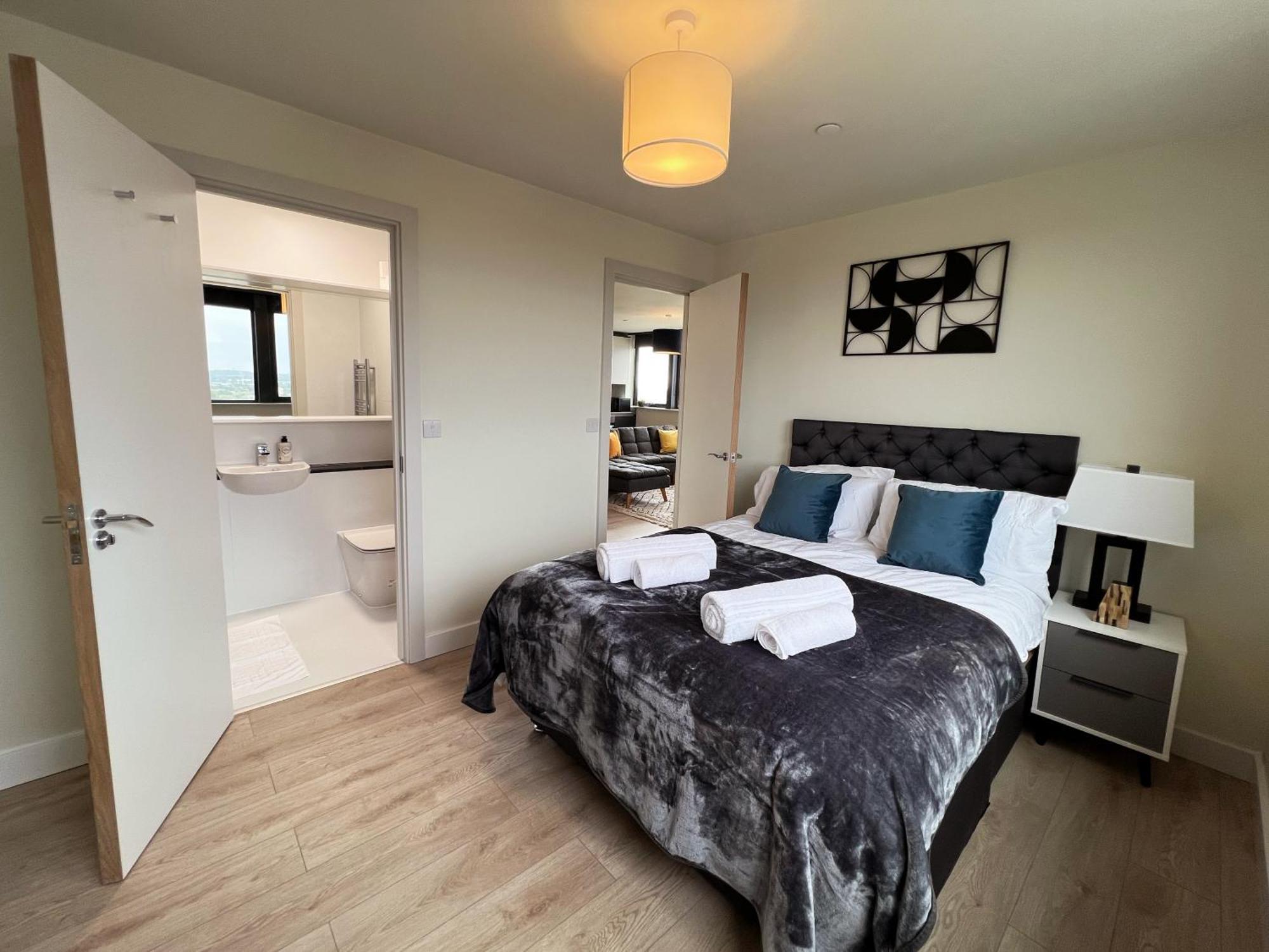 The Kaizen Apartment West Bromwich Phòng bức ảnh